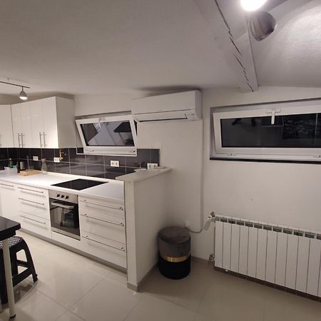 Apartmani Vijecnica SJJ Esterno foto